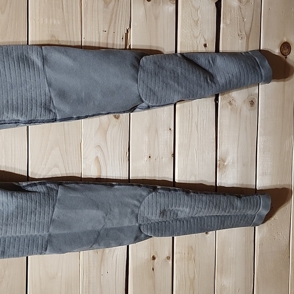 Alphalete Women's Leggings Size Small Skinny Leg - Picture 2 of 9